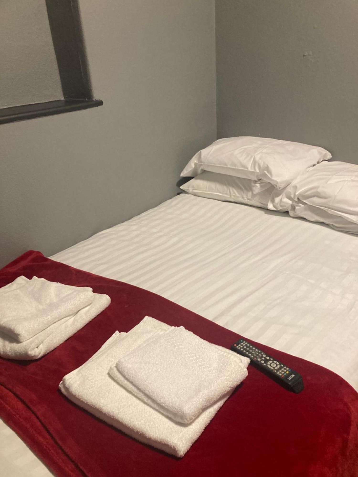 Abingdon Lodge Hotel 赖德 外观 照片